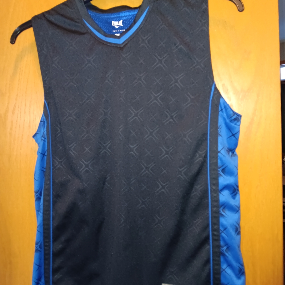Mens Size Small, Everlast Black and Blue Athletic Tank